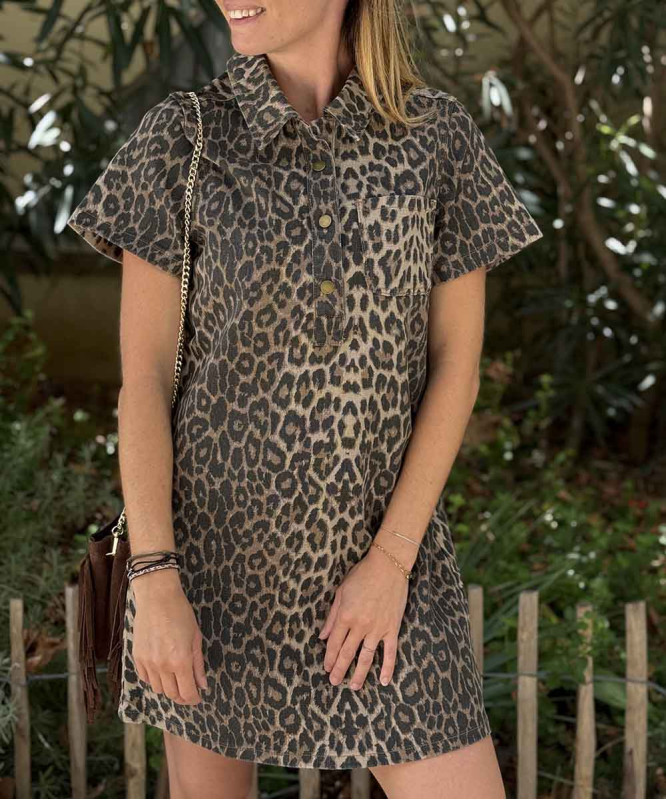 Robe courte léopard