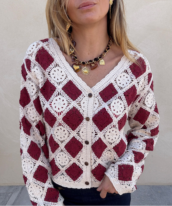 Gilet en crochet bordeaux et beige
