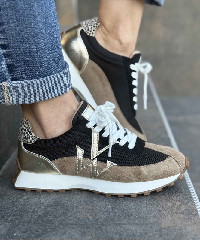 Baskets Vanessa Wu noir camel et léopard