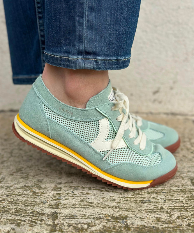 Baskets Victoria bleu pastel