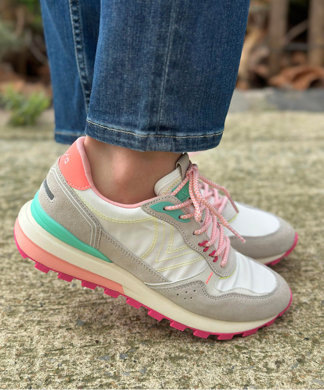 Baskets Victoria blanches et fluo