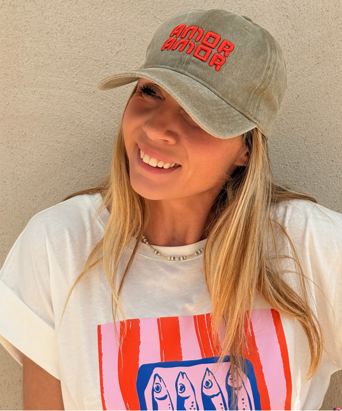 Casquette Beige broderie Amor Amor rouge