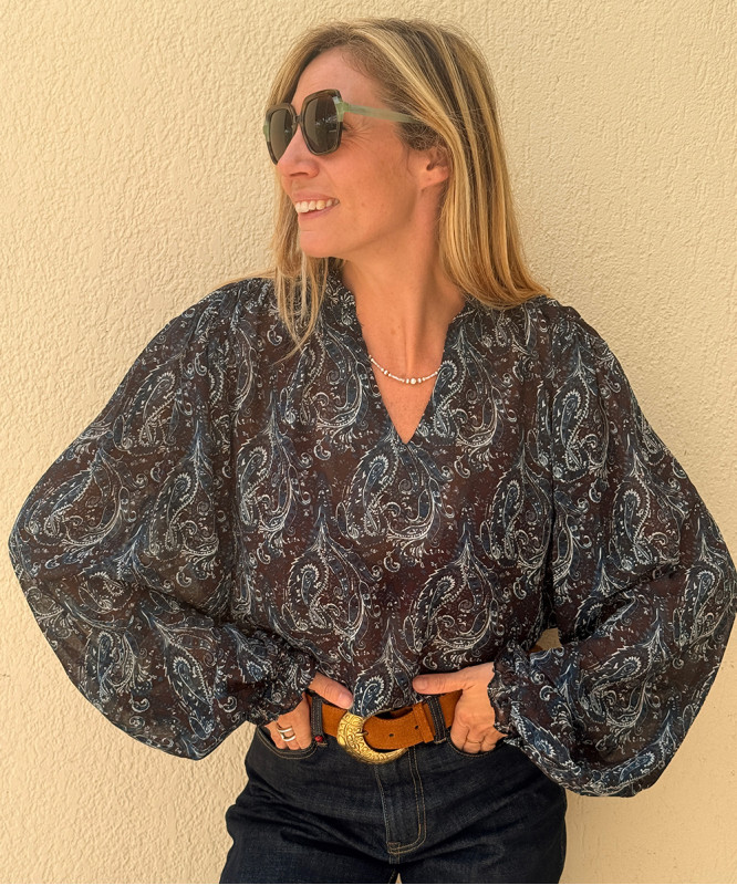 Blouse bleue imprimé cachemire